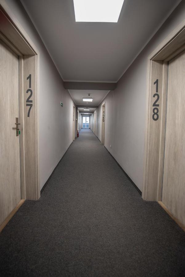 Hotel Felix Krasków Εξωτερικό φωτογραφία