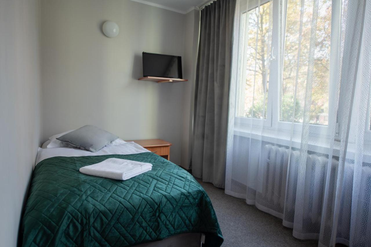 Hotel Felix Krasków Εξωτερικό φωτογραφία