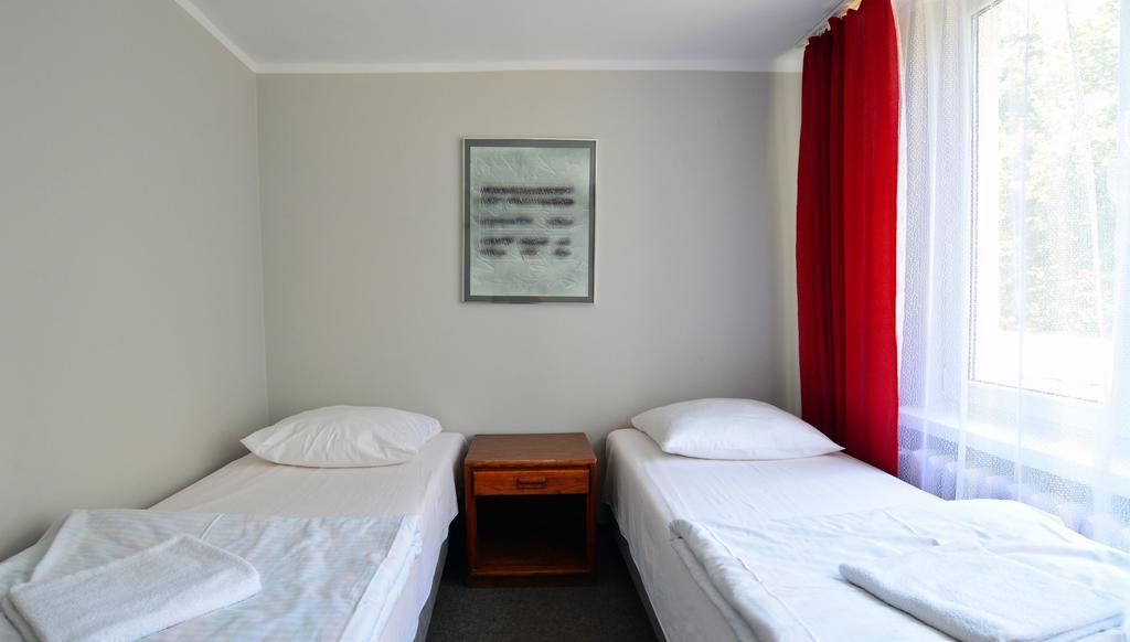 Hotel Felix Krasków Εξωτερικό φωτογραφία