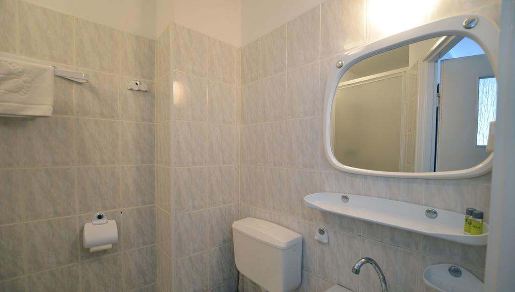 Hotel Felix Krasków Εξωτερικό φωτογραφία