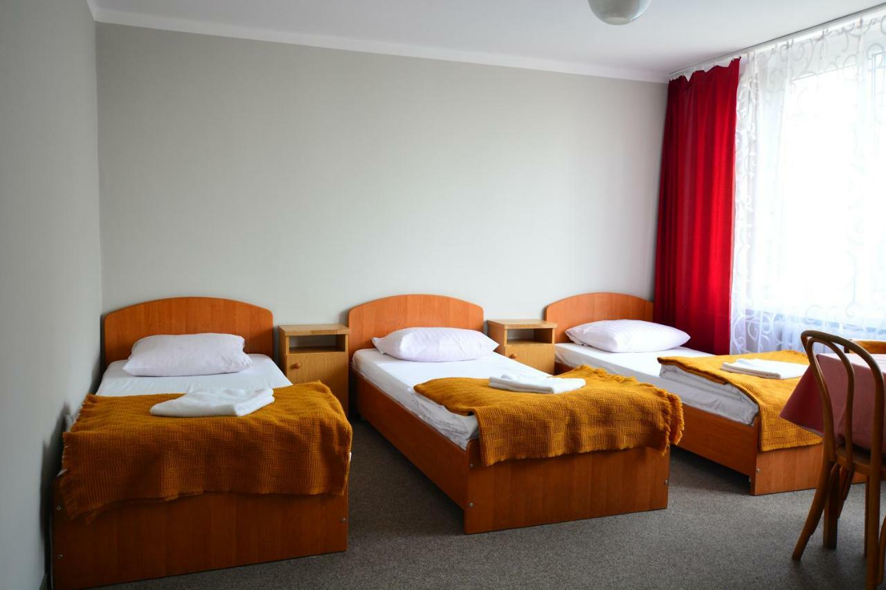 Hotel Felix Krasków Εξωτερικό φωτογραφία